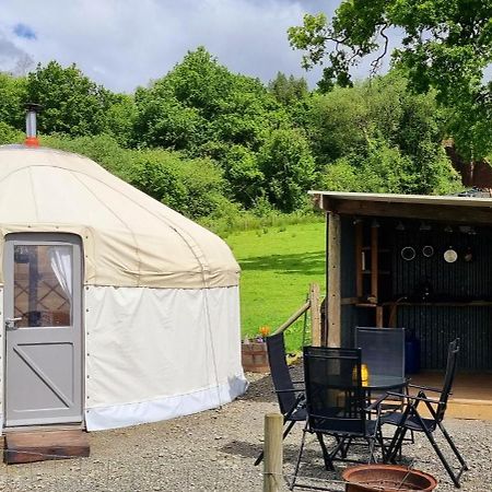 Bronfelen Yurt Hotel Cynghordy Eksteriør billede